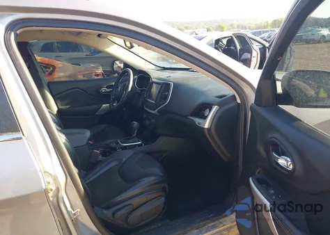 2018 Jeep Cherokee Latitude Plus Fwd из США, поврежденный, VIN 1C4PJLLXXJD573228